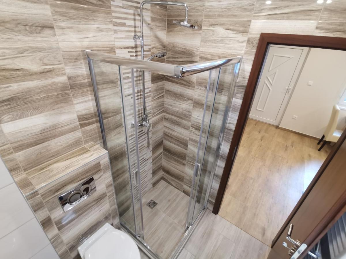 Termal Apartmanhaz Veresegyhaz Ngoại thất bức ảnh