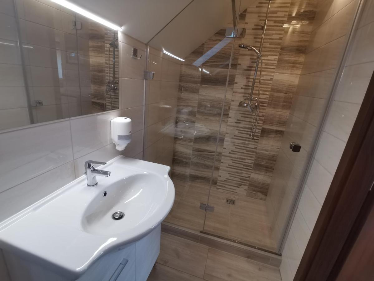 Termal Apartmanhaz Veresegyhaz Ngoại thất bức ảnh