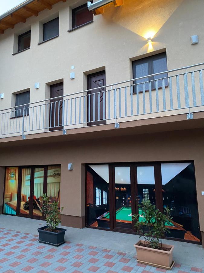 Termal Apartmanhaz Veresegyhaz Ngoại thất bức ảnh